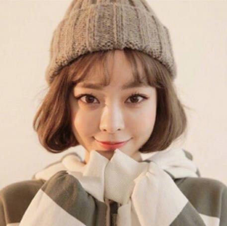 女生冬天留什么发型好看又显气质呢(图) 女生冬天留什么发型好看又显气质呢(图)