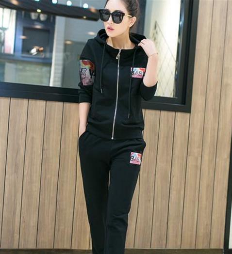 早春微胖女孩适合怎么穿 大码套装轻松显瘦（图）