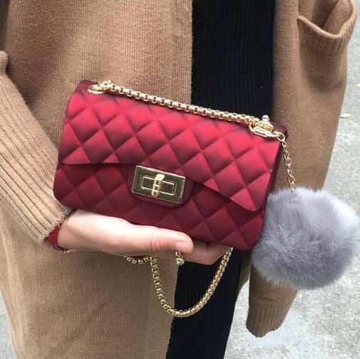 赵丽颖同款时尚百搭单肩斜挎包：百搭又时尚