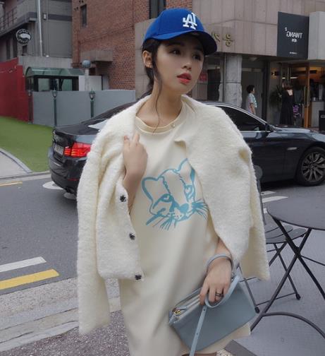 秋冬必备单品时髦外套 韩范外套就要这么穿 秋冬必备单品时髦外套 韩范外套就要这么穿