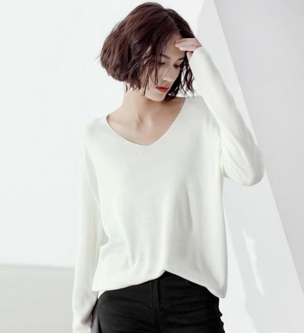 	
秋冬内搭怎么穿 打底搭配牛仔裤简单美（图）
