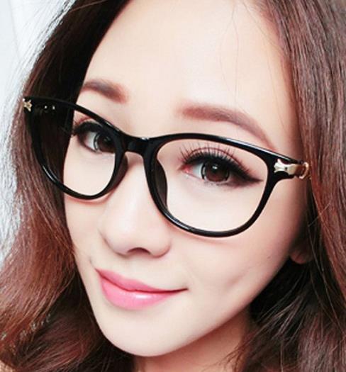小清新眼镜你get了吗 5款眼镜秒变文艺乖乖女（图）