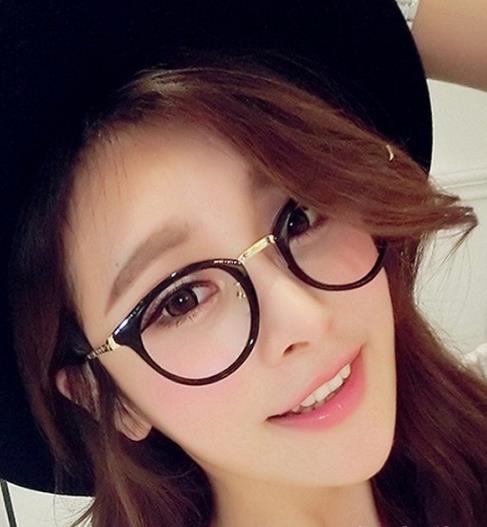 小清新眼镜你get了吗 5款眼镜秒变文艺乖乖女（图）