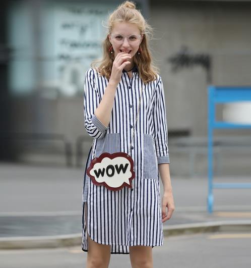 荷叶边条纹衬衫怎么搭配下装：打造复古少女心