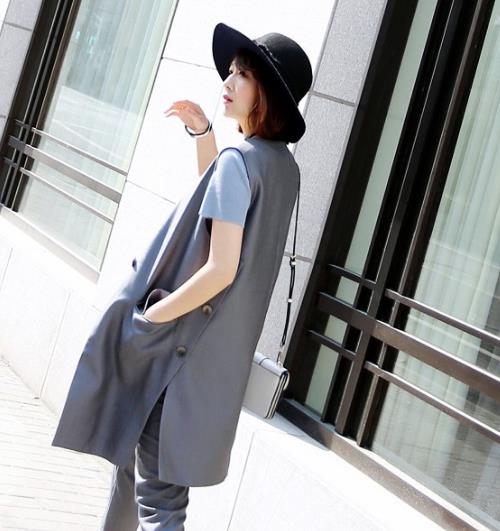 马甲才是凹造型酷帅与知性的两面派(图) 马甲才是凹造型酷帅与知性的两面派(图)