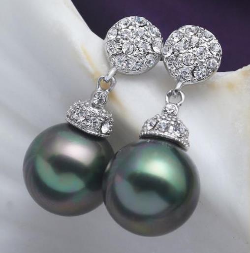 永不过时的珍珠耳钉非常适合高雅的你(图) 永不过时的珍珠耳钉非常适合高雅的你(图)