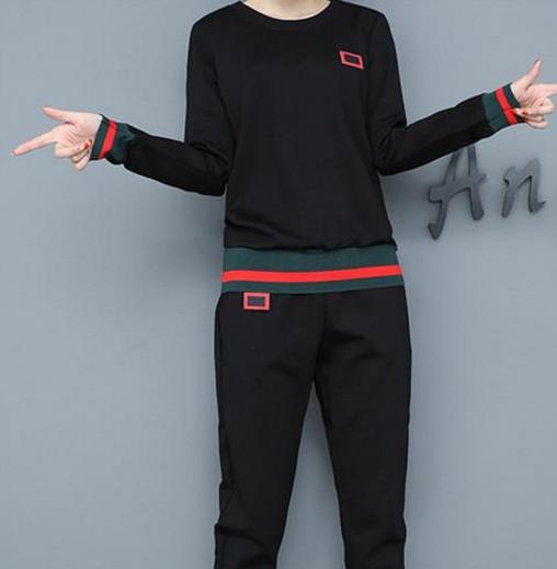 胖MM怎么穿衣打扮 大码套装展现苗条身姿