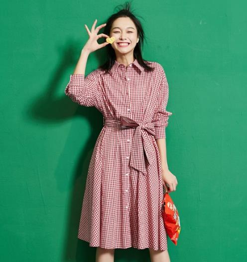 换季穿搭有条纹衬衫裙不用愁（图）