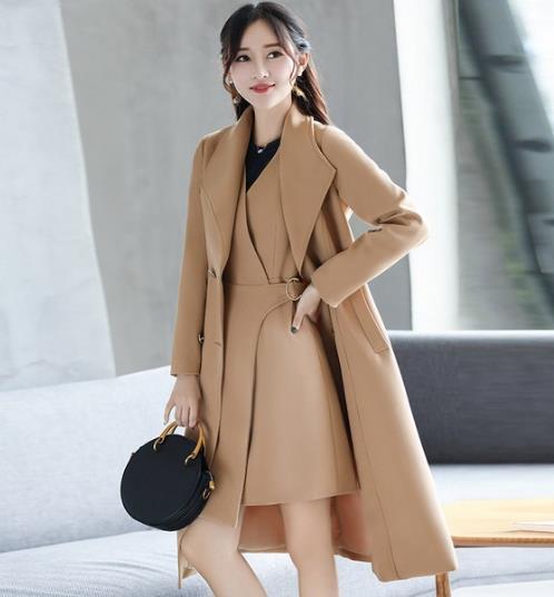 风衣两件套助你塑出优美身形 凸显最佳气质