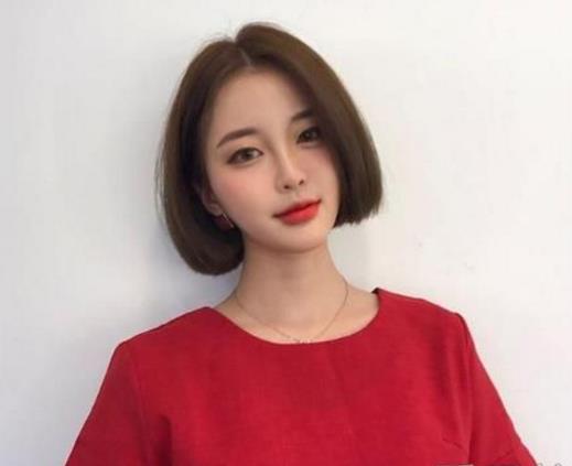 今年流行精致烫发 6款短发烫发推荐（图）