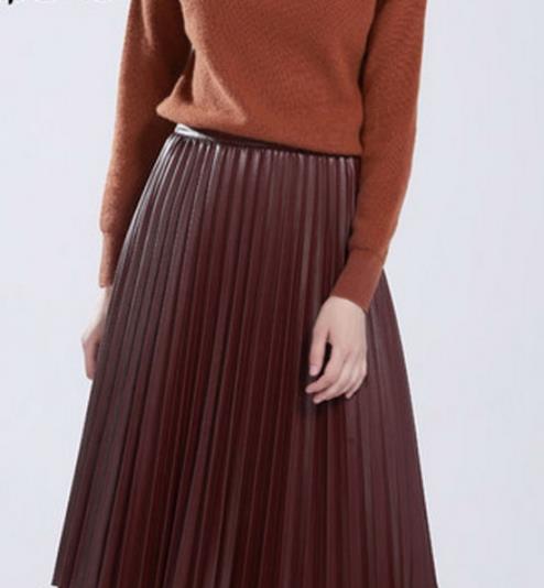 卫衣搭配百褶裙 实用凸显造型两不误（图）