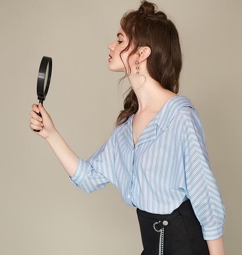 胖MM福利:显瘦有风情就是条纹衬衫(图) 胖MM福利:显瘦有风情就是条纹衬衫(图)