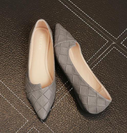 想做性感女人 你的鞋柜还缺一双貌美的尖头鞋