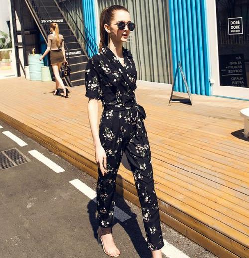 刚上新的优雅显高雪纺连体裤 让你自信爆棚(图) 刚上新的优雅显高雪纺连体裤 让你自信爆棚(图)