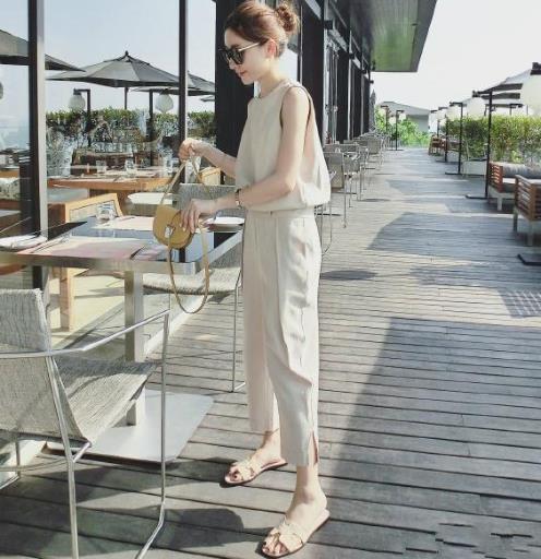 刚上新的优雅显高雪纺连体裤 让你自信爆棚(图) 刚上新的优雅显高雪纺连体裤 让你自信爆棚(图)