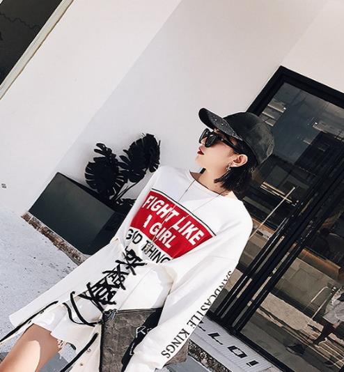 连帽卫衣的5个时髦套路 小个子这样搭美翻了（图）