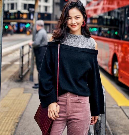 适合胖MM的假两件宽松毛衣：时尚显瘦