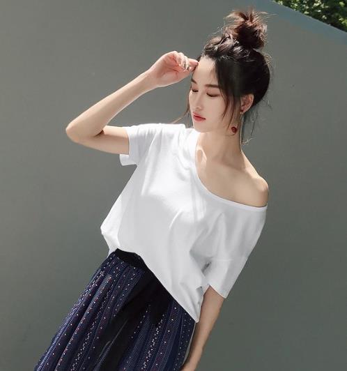 简约白T穿对了你就是时尚潮流（图）