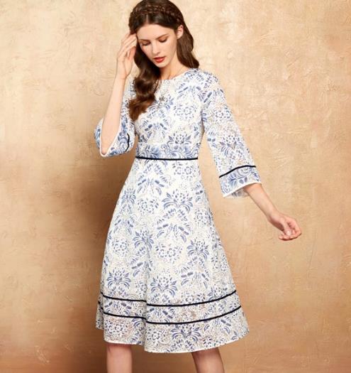 早春上线 连衣裙已经进入战备状态(图) 早春上线 连衣裙已经进入战备状态(图)