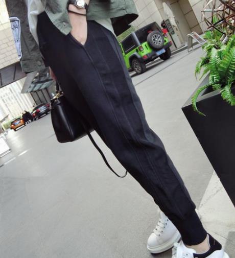 选对适合你的裤子秒变大长腿(图) 选对适合你的裤子秒变大长腿(图)