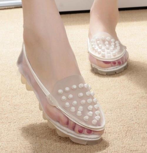 春季最受欢迎的蛋卷鞋 穿着显脚白(图) 春季最受欢迎的蛋卷鞋 穿着显脚白(图)