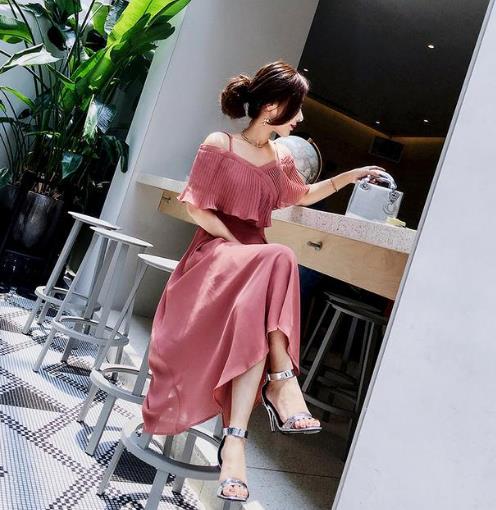 这6款连衣裙能将你的女人味表露无遗（图）