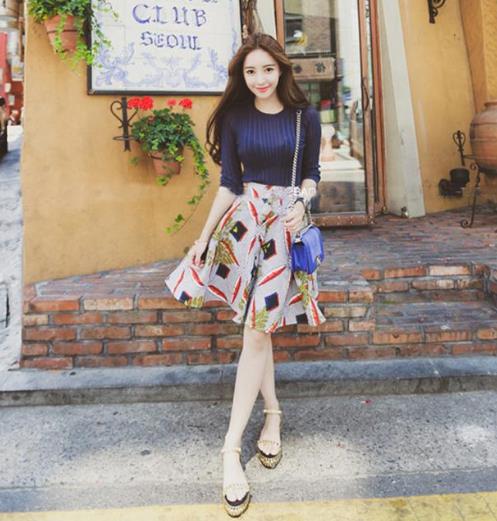 早春就穿高圆圆同款套装 让你吸晴全场（图）