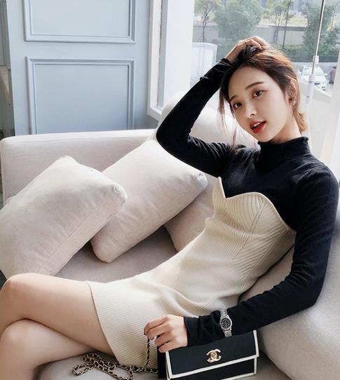 丝绒连衣裙的搭配 行走之间尽是魅力(图) 丝绒连衣裙的搭配 行走之间尽是魅力(图)