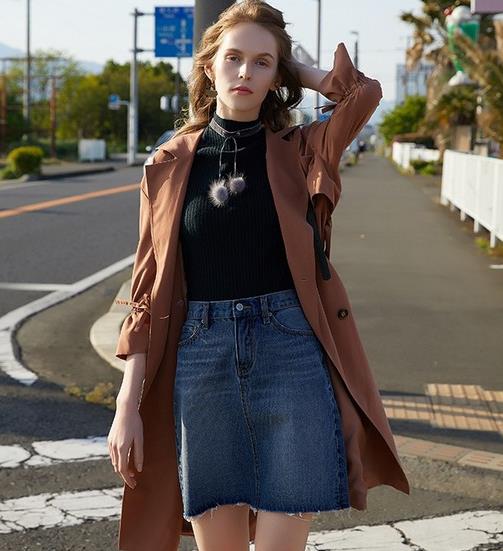 格子衬衫搭配A字半裙:彰显经典与新潮(图) 格子衬衫搭配A字半裙:彰显经典与新潮(图)