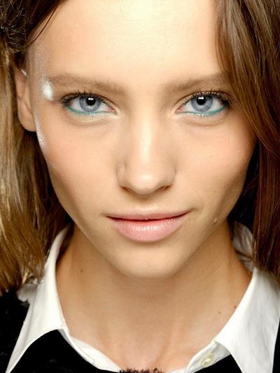 缤纷过夏日 搭配五彩眼妆最合适不过了（图）