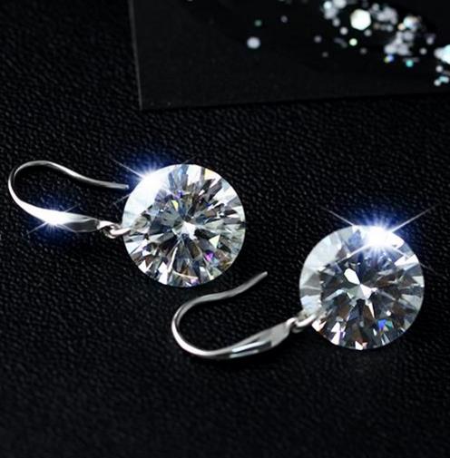 想气质出众 就让韩版耳环帮你吸引眼球（图）