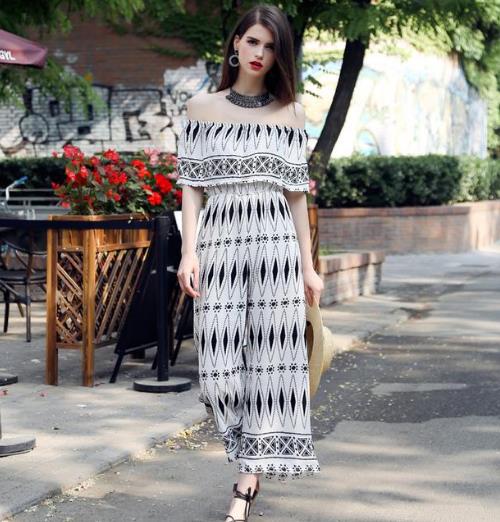 想穿出大长腿 你就缺一条百褶阔腿裤（图）