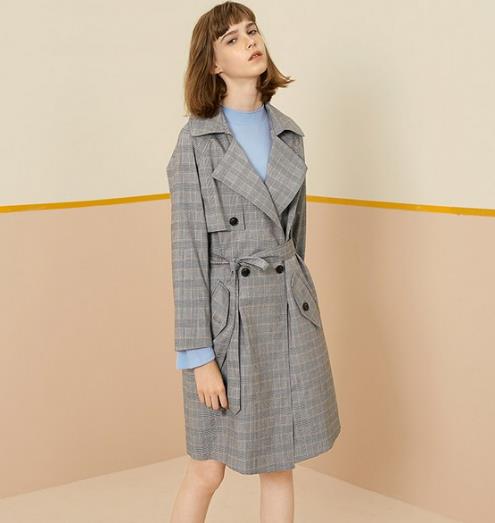 春装外套选对不选贵 风衣优雅归来（图）