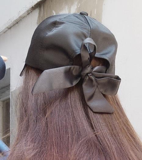 春天的颜色 你必须要有一顶嘻哈风的鸭舌帽（图）