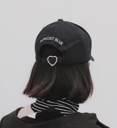 春天的颜色 你必须要有一顶嘻哈风的鸭舌帽（图）