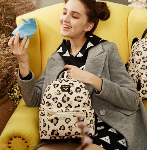 居家旅游逛街之必备佳品 从双背包开始（图）