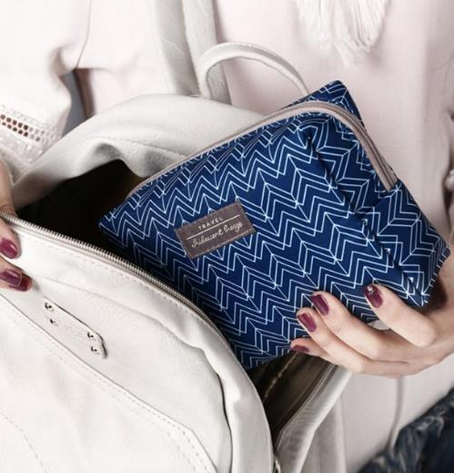 女生约会一定要带这些小物品 安全实用（图）