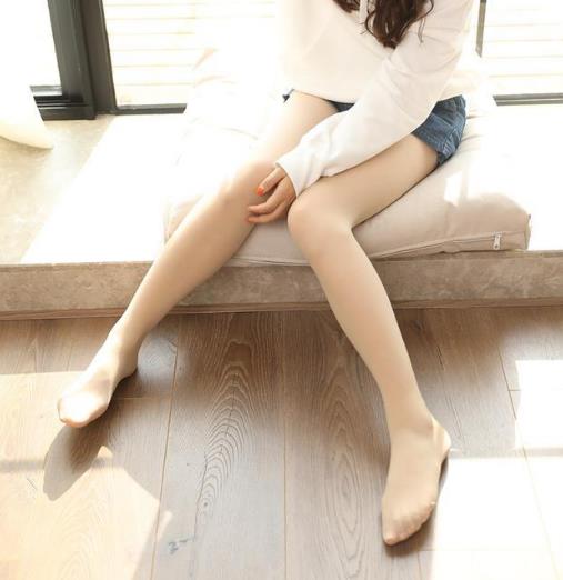 性感妖娆就穿今年火爆了的防勾丝袜(图) 性感妖娆就穿今年火爆了的防勾丝袜(图)