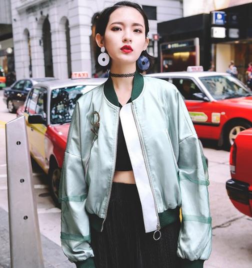 这几款外套搭配连衣裙 时尚度翻倍（图）