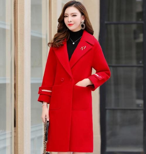 元宵穿搭非不会出错的红大衣莫属（图）