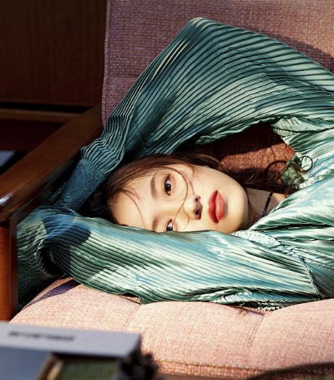 明星时尚大片来袭 这样穿搭彰显性感气质（图）