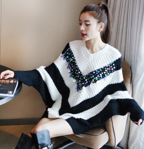 显瘦又性感就选喇叭袖V领鱼尾裙搭配（图）