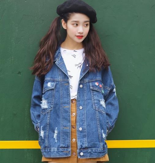 应付换季破洞牛仔外套最在行(图) 应付换季破洞牛仔外套最在行(图)