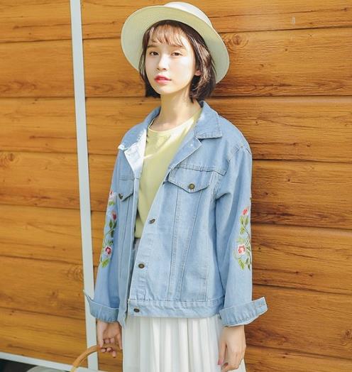 应付换季破洞牛仔外套最在行(图) 应付换季破洞牛仔外套最在行(图)