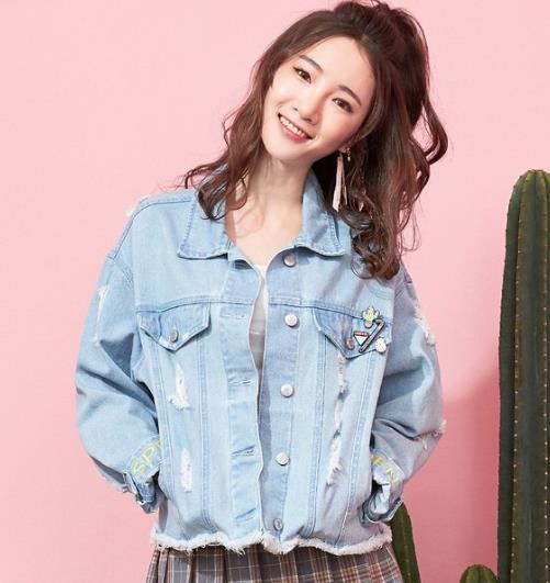 应付换季破洞牛仔外套最在行(图) 应付换季破洞牛仔外套最在行(图)