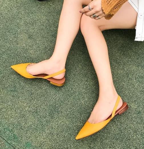 天天穿高跟鞋累脚 低跟单鞋也能穿出女神范