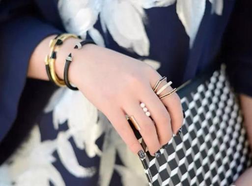 如何在指间玩出个性玩出时髦（图）