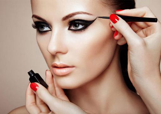 教你7个春夏预防下眼线晕妆的方法(图) 教你7个春夏预防下眼线晕妆的方法(图)