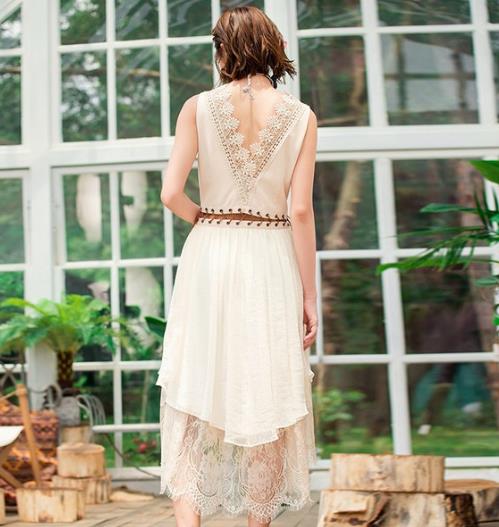 春季性感新时尚 这样的露背裙你敢穿吗（图）