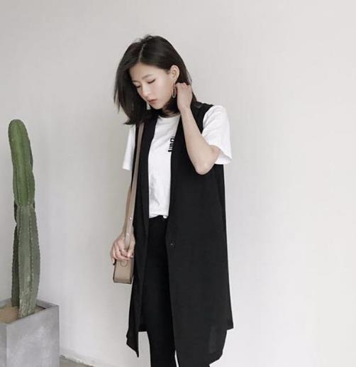 大气时尚的马甲助你打造春季新风尚（图）